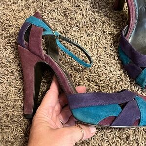 Oh Deer multi color velvet peep toe heel.Size 10